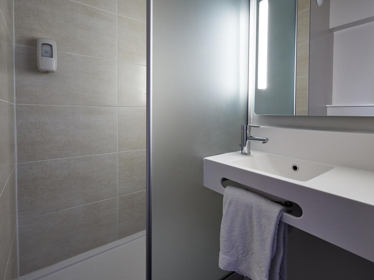 B&B Hotel Villeneuve Loubet Village Экстерьер фото
