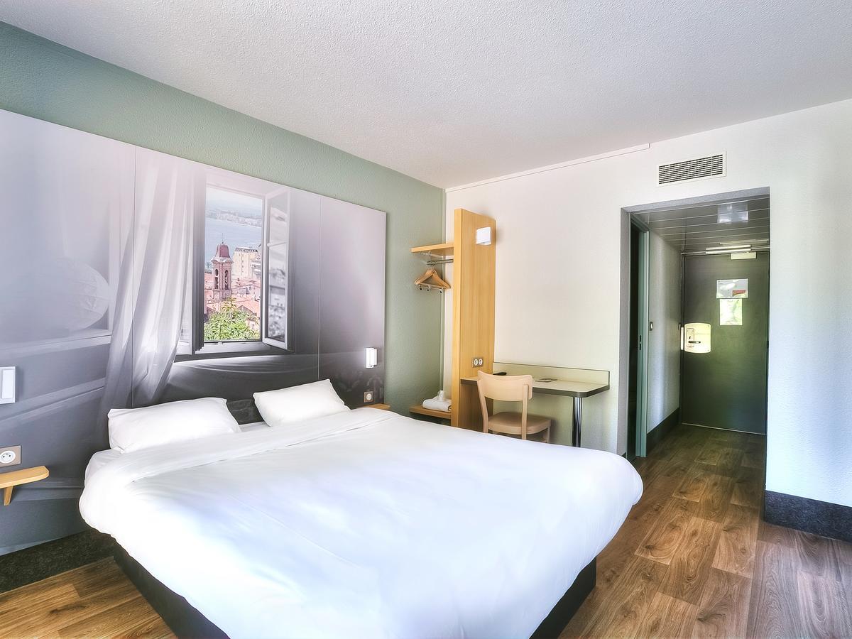 B&B Hotel Villeneuve Loubet Village Экстерьер фото