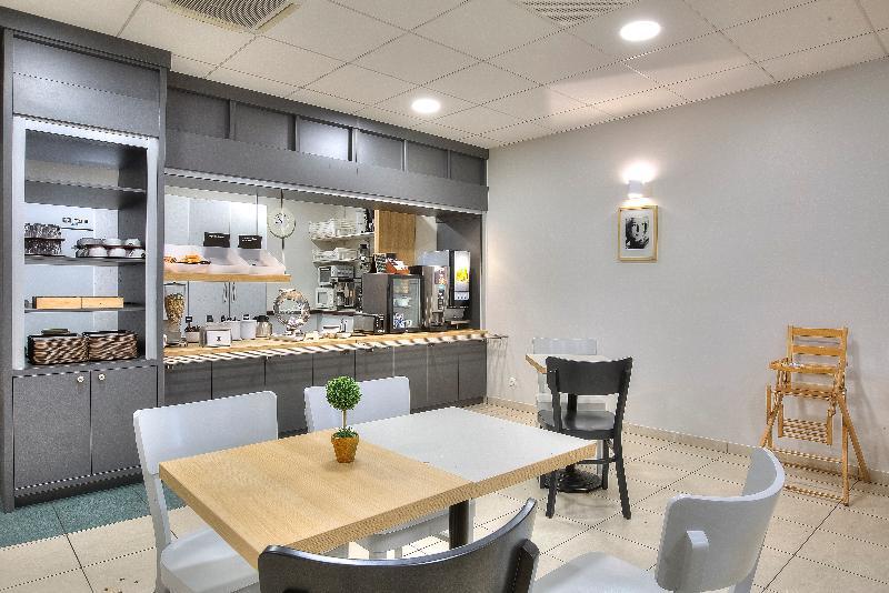 B&B Hotel Villeneuve Loubet Village Экстерьер фото